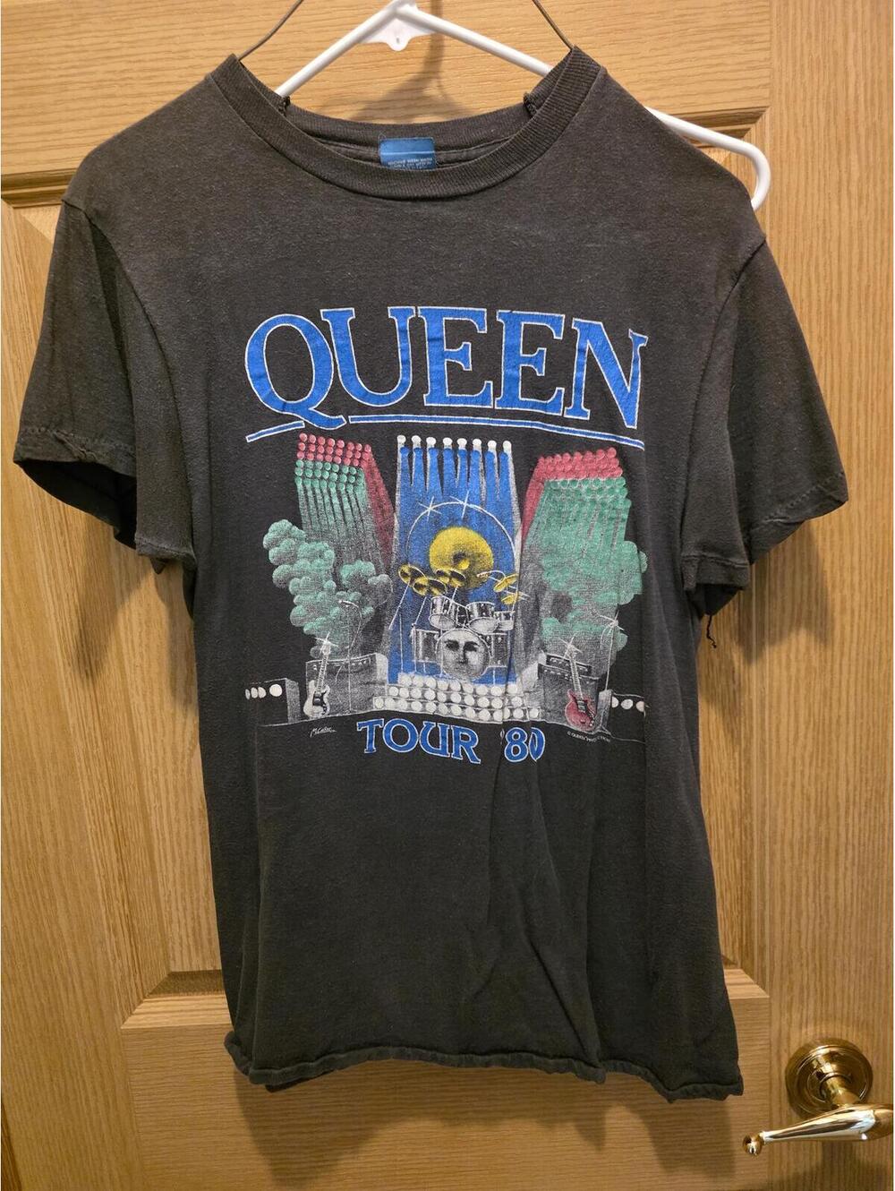 Original Vintage Queen Tour 80 Single Stitch T Shirt Screen Stars Medium